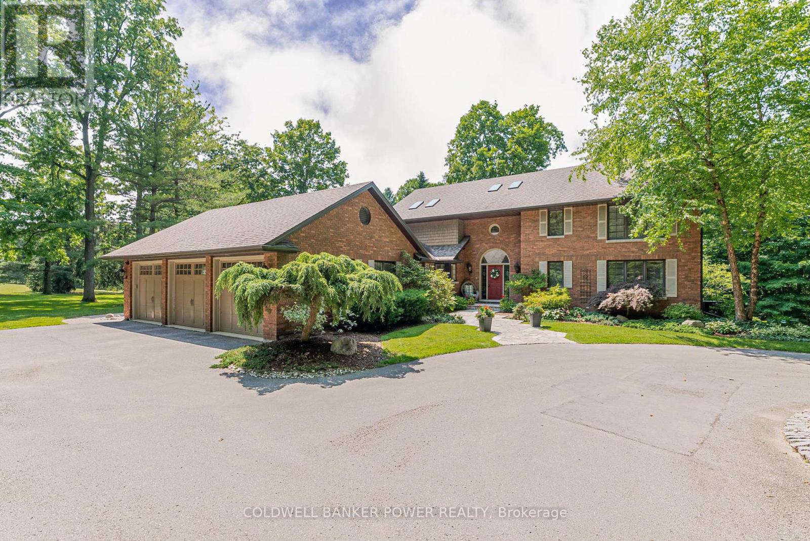 Property at 11 OLD OAK LANE image 1
