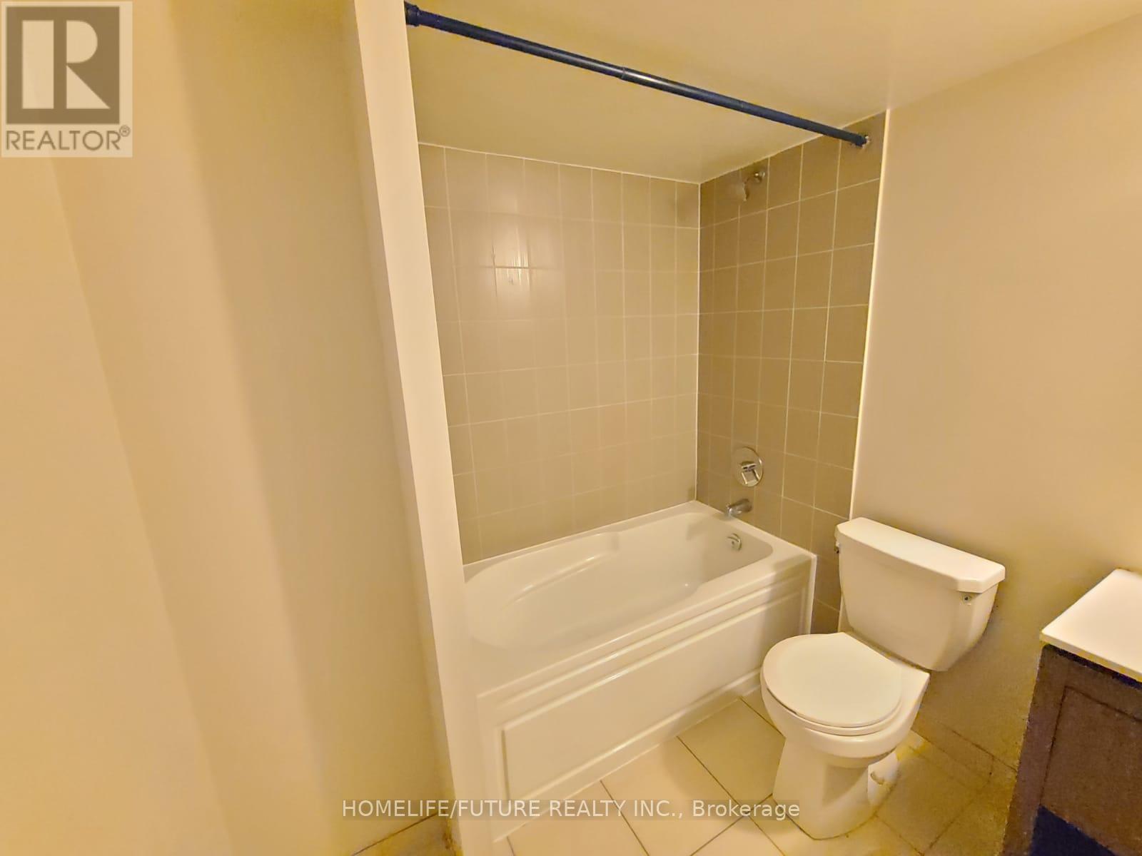 310 - 30 Meadowglen Place, Toronto, Ontario  M1G 0A6 - Photo 9 - E12336675