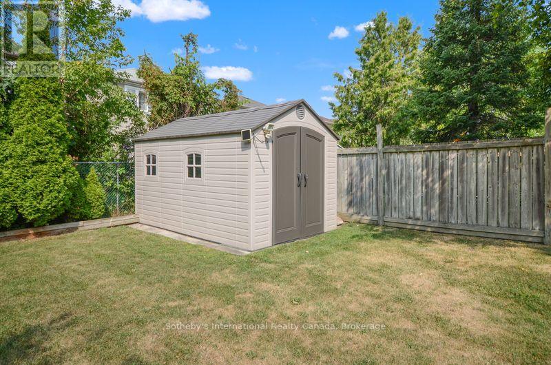 6 Longview Drive, Bradford West Gwillimbury, Ontario  L3Z 2H1 - Photo 19 - N12336853