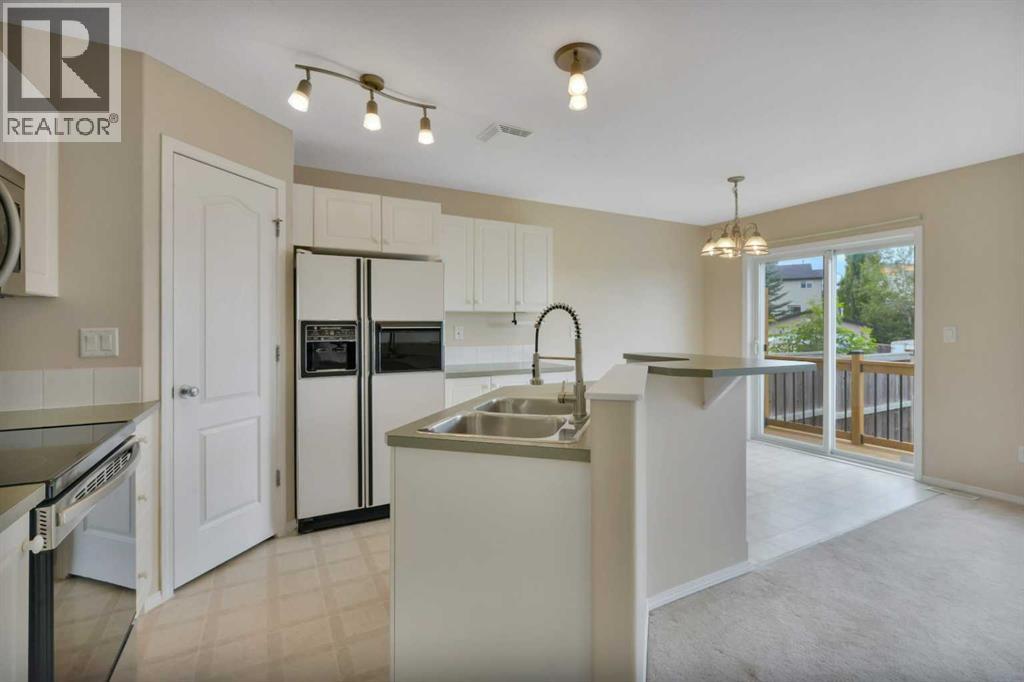 Property at 62 Adamson Avenue image 5