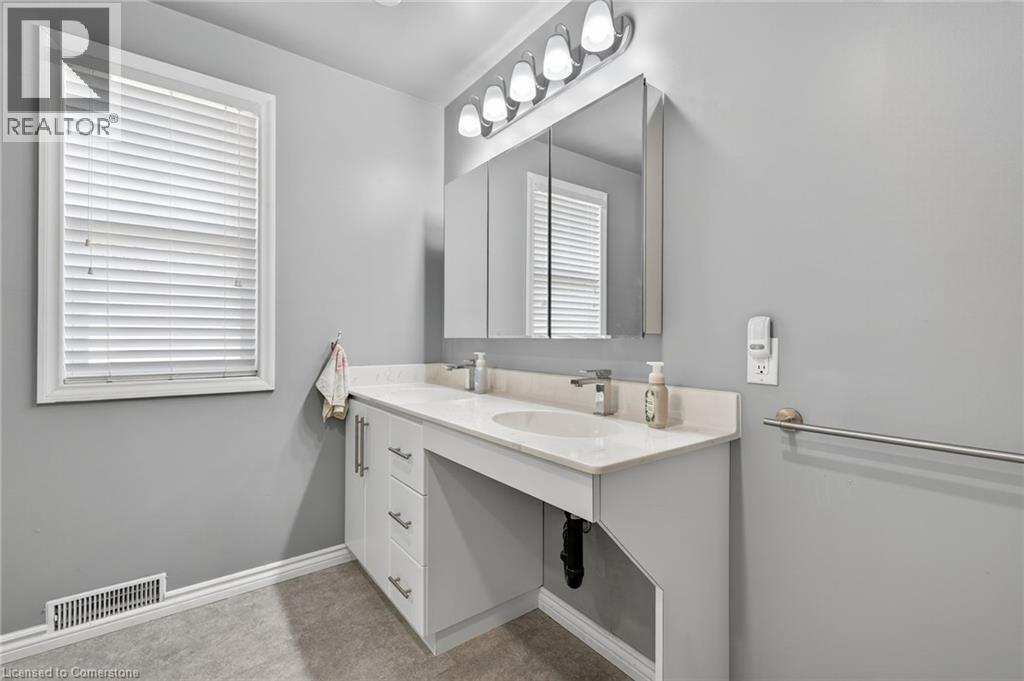 1300 Colborne Street E, Brantford, Ontario  N3T 5M1 - Photo 26 - 40759206