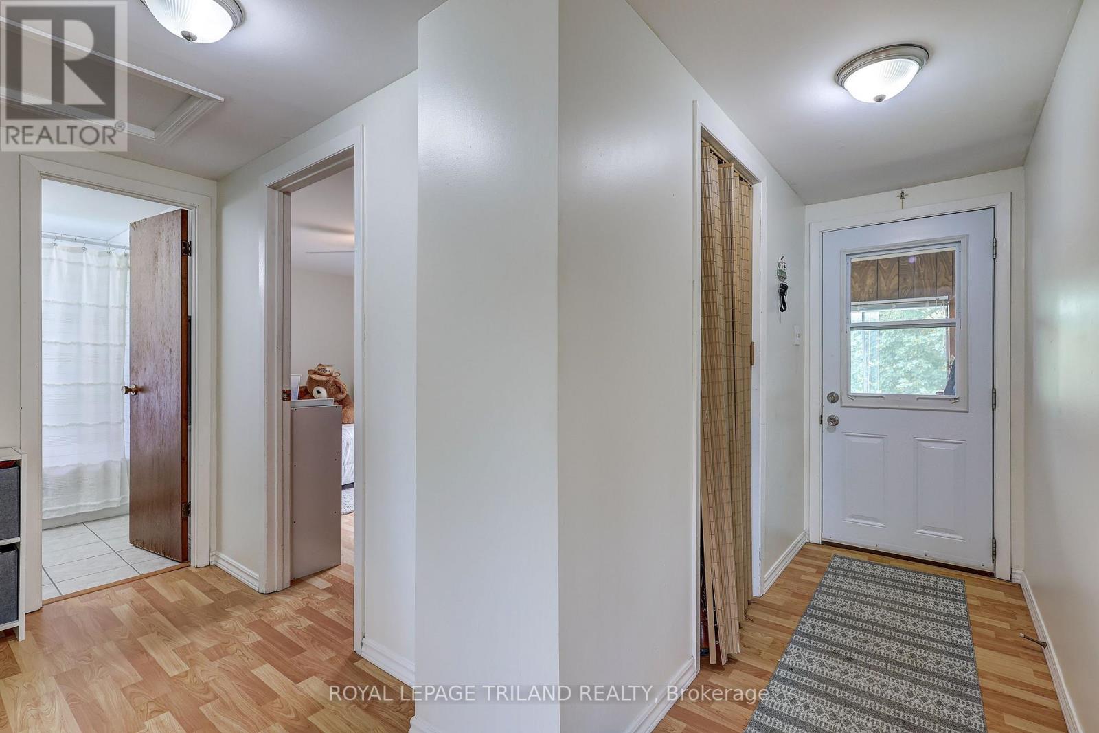 249 Victoria Street, Central Elgin, Ontario  N0L 1B0 - Photo 15 - X12250820