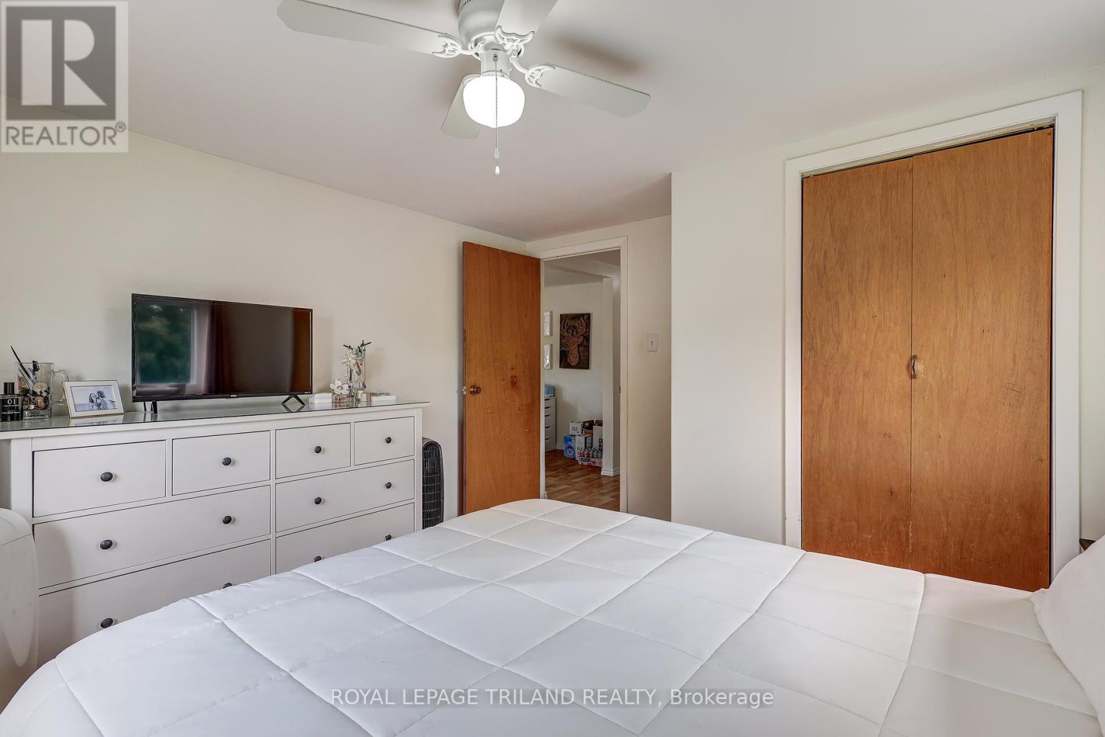 249 Victoria Street, Central Elgin, Ontario  N0L 1B0 - Photo 18 - X12250820