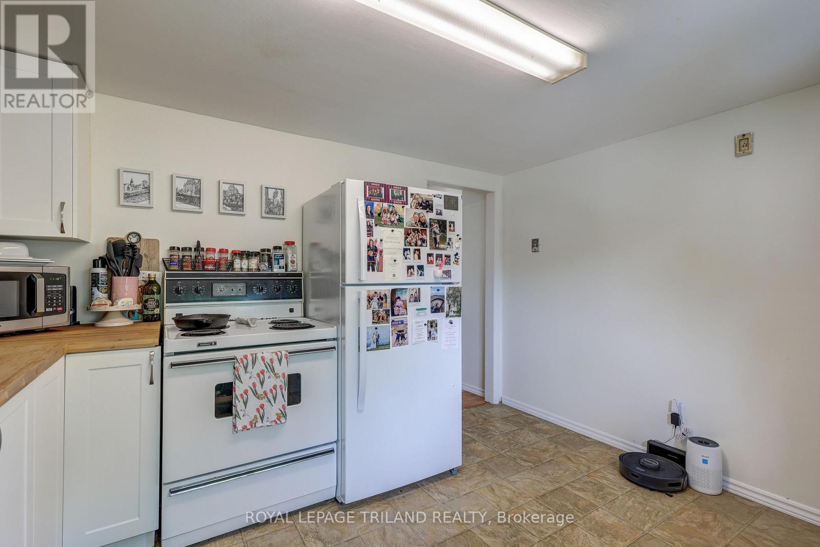 249 Victoria Street, Central Elgin, Ontario  N0L 1B0 - Photo 26 - X12250820