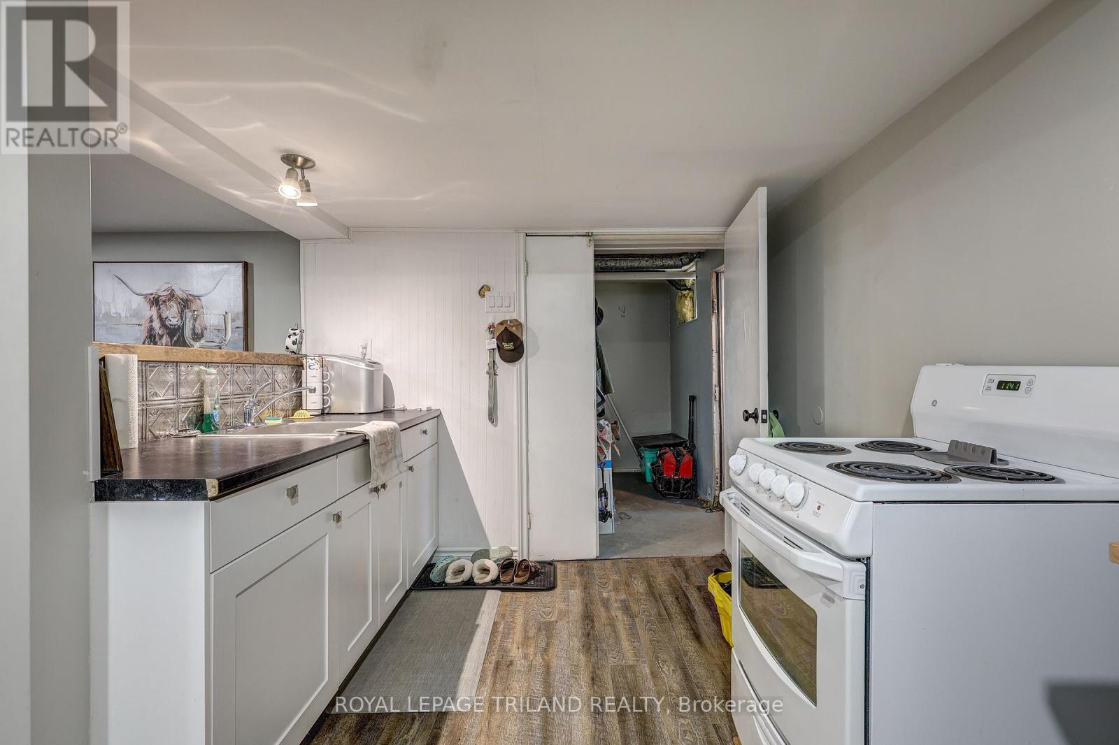 249 Victoria Street, Central Elgin, Ontario  N0L 1B0 - Photo 33 - X12250820