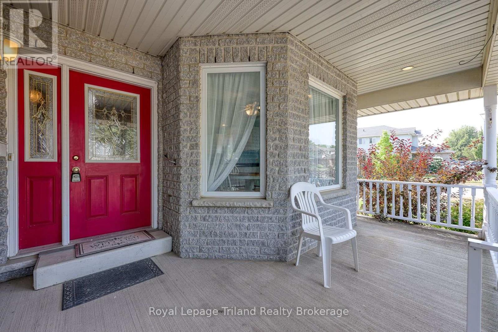 245 Falcon Drive, Woodstock, Ontario  N4T 0A1 - Photo 3 - X12336861