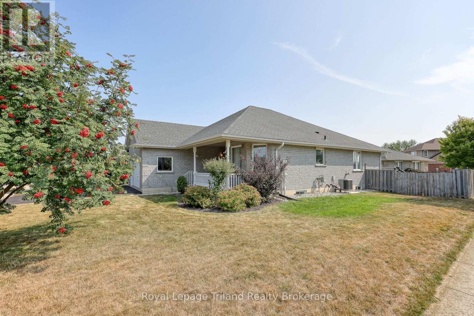 245 Falcon Drive, Woodstock, Ontario  N4T 0A1 - Photo 38 - X12336861