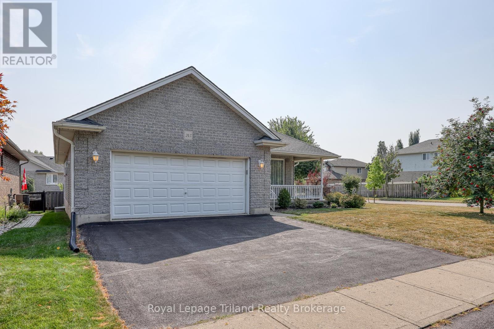 245 Falcon Drive, Woodstock, Ontario  N4T 0A1 - Photo 48 - X12336861