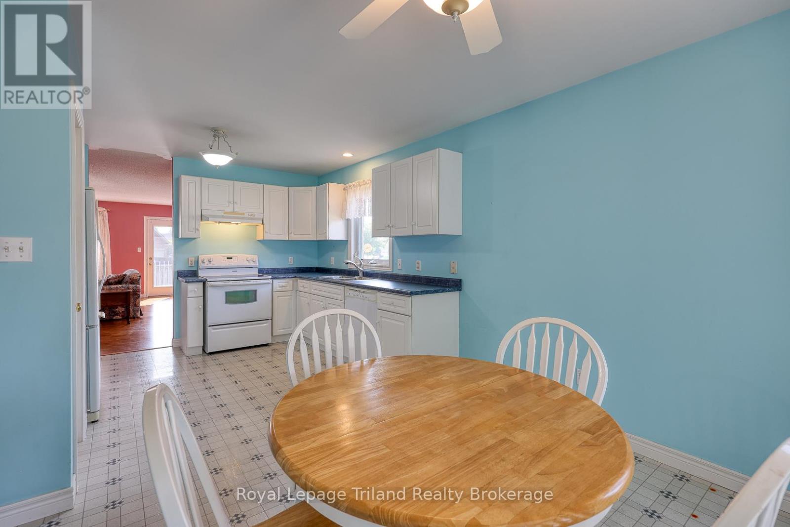 245 Falcon Drive, Woodstock, Ontario  N4T 0A1 - Photo 9 - X12336861