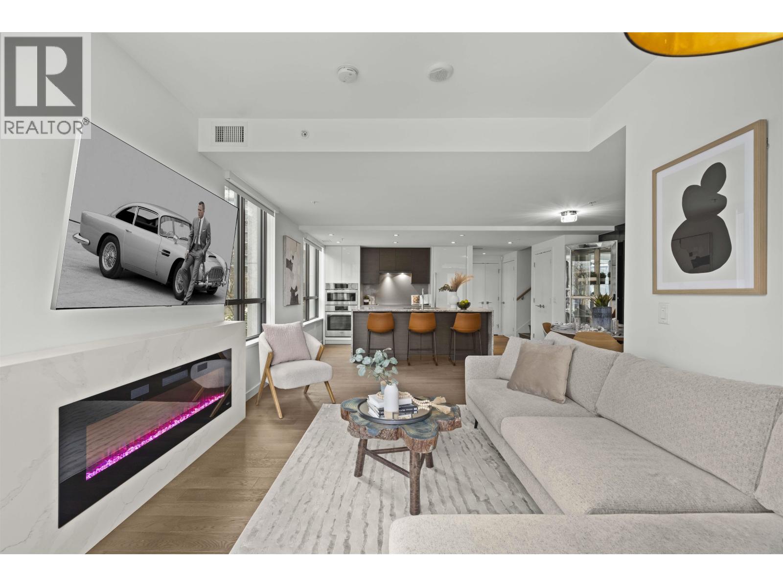 1672 Pullman Porter Street, Vancouver, British Columbia  V6A 0H4 - Photo 2 - R3026915