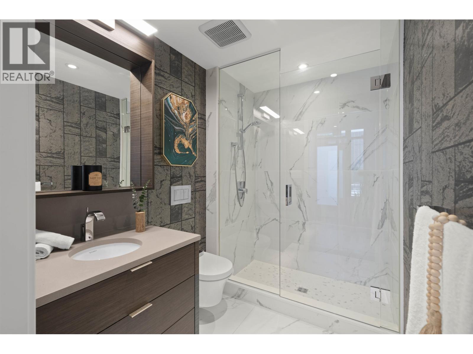 1672 Pullman Porter Street, Vancouver, British Columbia  V6A 0H4 - Photo 13 - R3026915