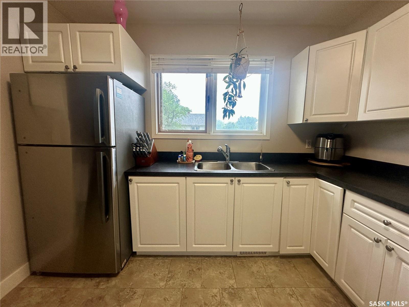 304 5th Avenue E, Canora, Saskatchewan  S0A 0L0 - Photo 6 - SK015238