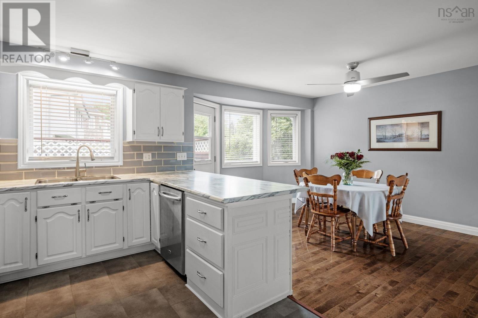 55 Diana Grace Avenue, Portland Estates, Dartmouth, Nova Scotia  B2W 6A2 - Photo 7 - 202519896