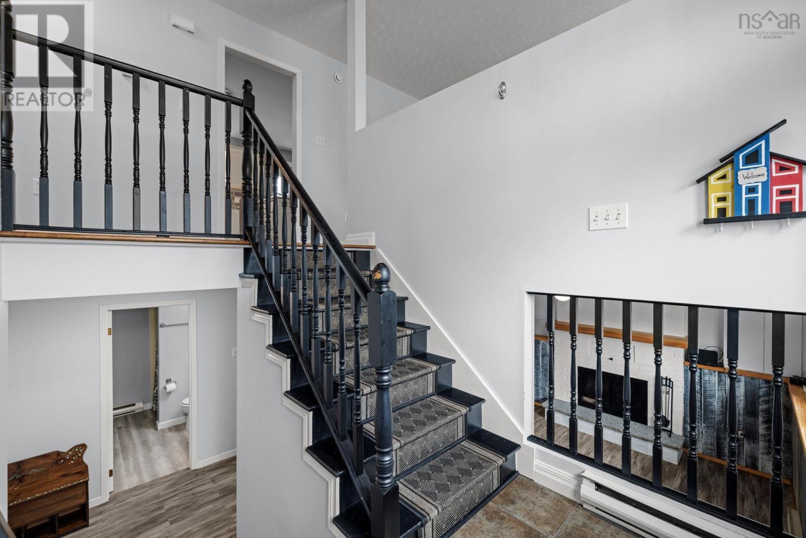 55 Diana Grace Avenue, Portland Estates, Dartmouth, Nova Scotia  B2W 6A2 - Photo 2 - 202519896