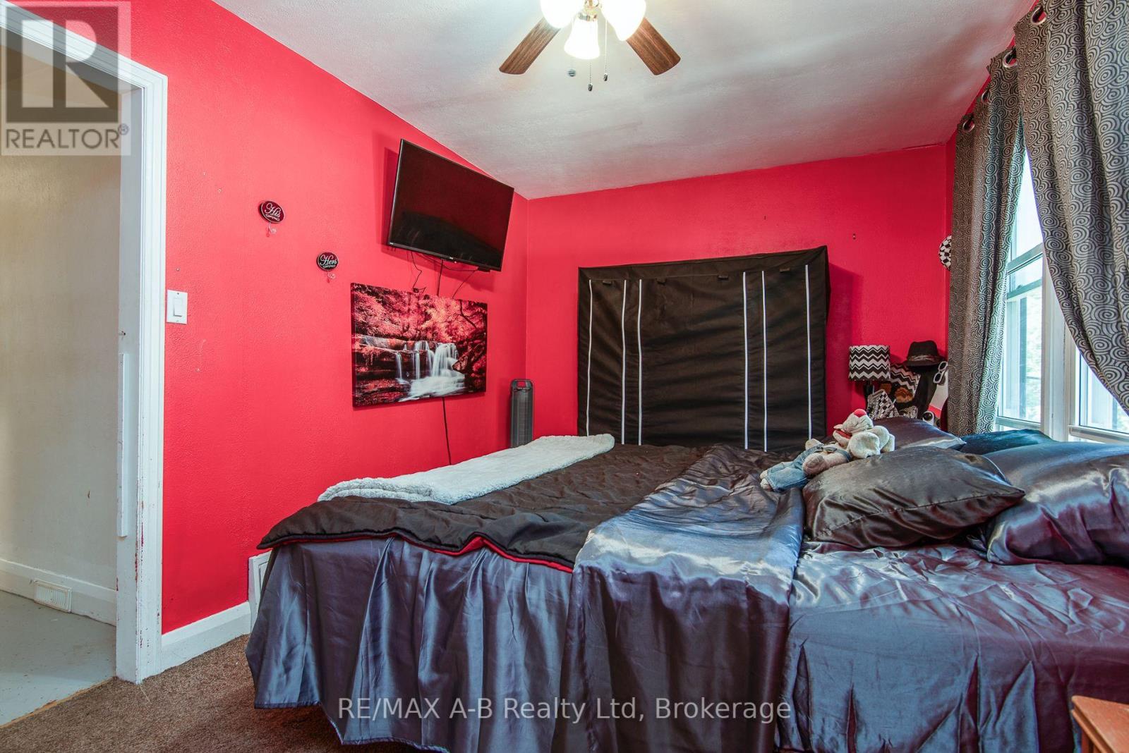 83 East Gore Street, Stratford, Ontario  N5A 3X4 - Photo 21 - X12313160
