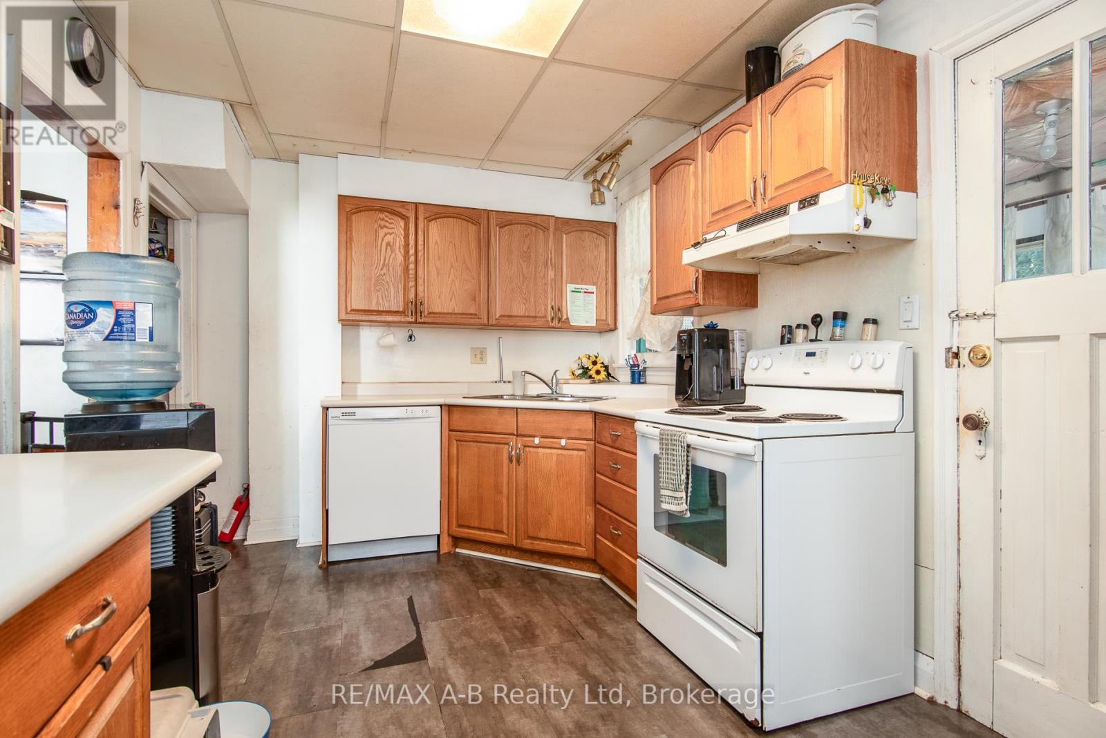 83 East Gore Street, Stratford, Ontario  N5A 3X4 - Photo 7 - X12313160