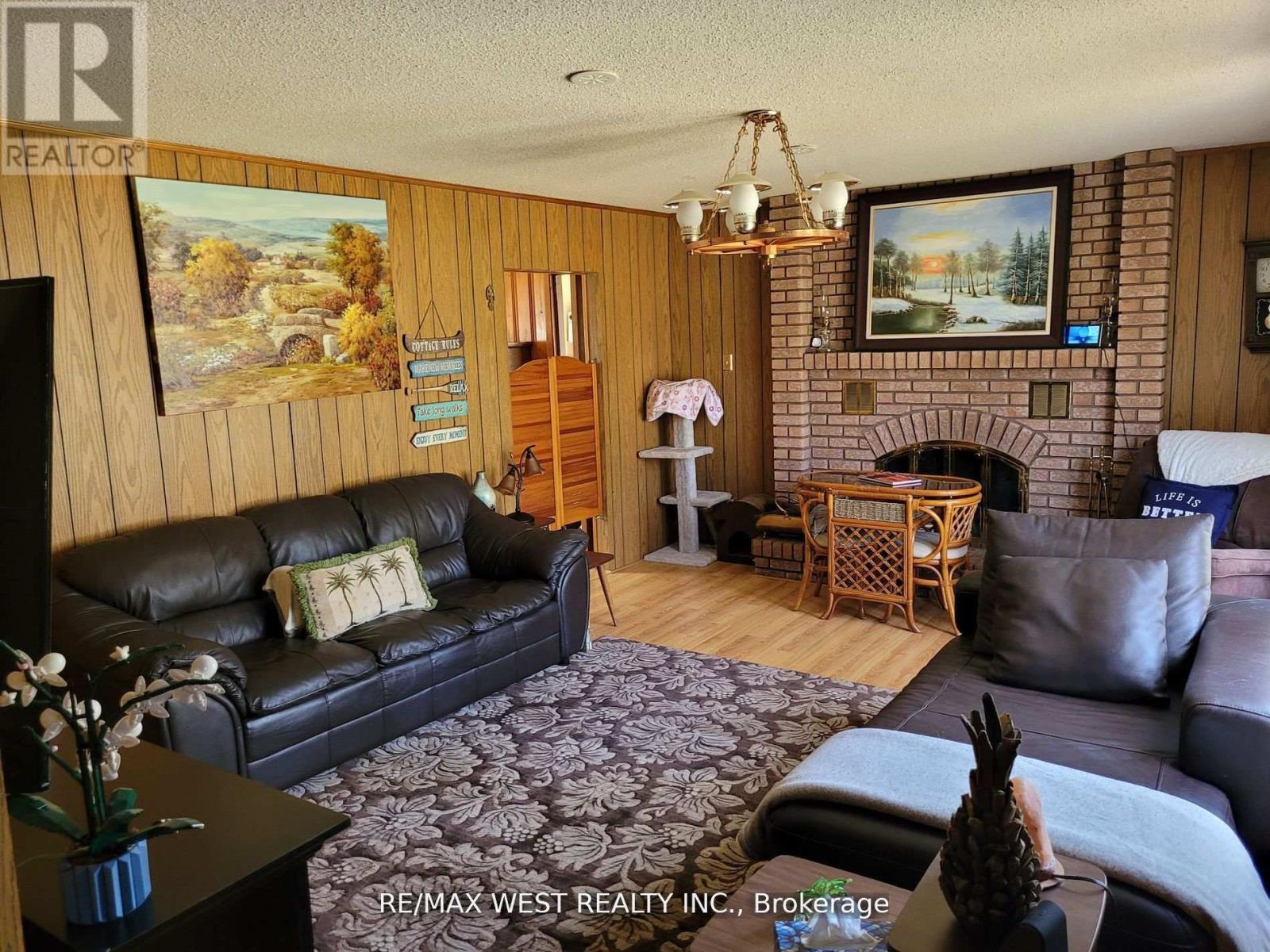 Property at 16 FREDRICK AVENUE image 4