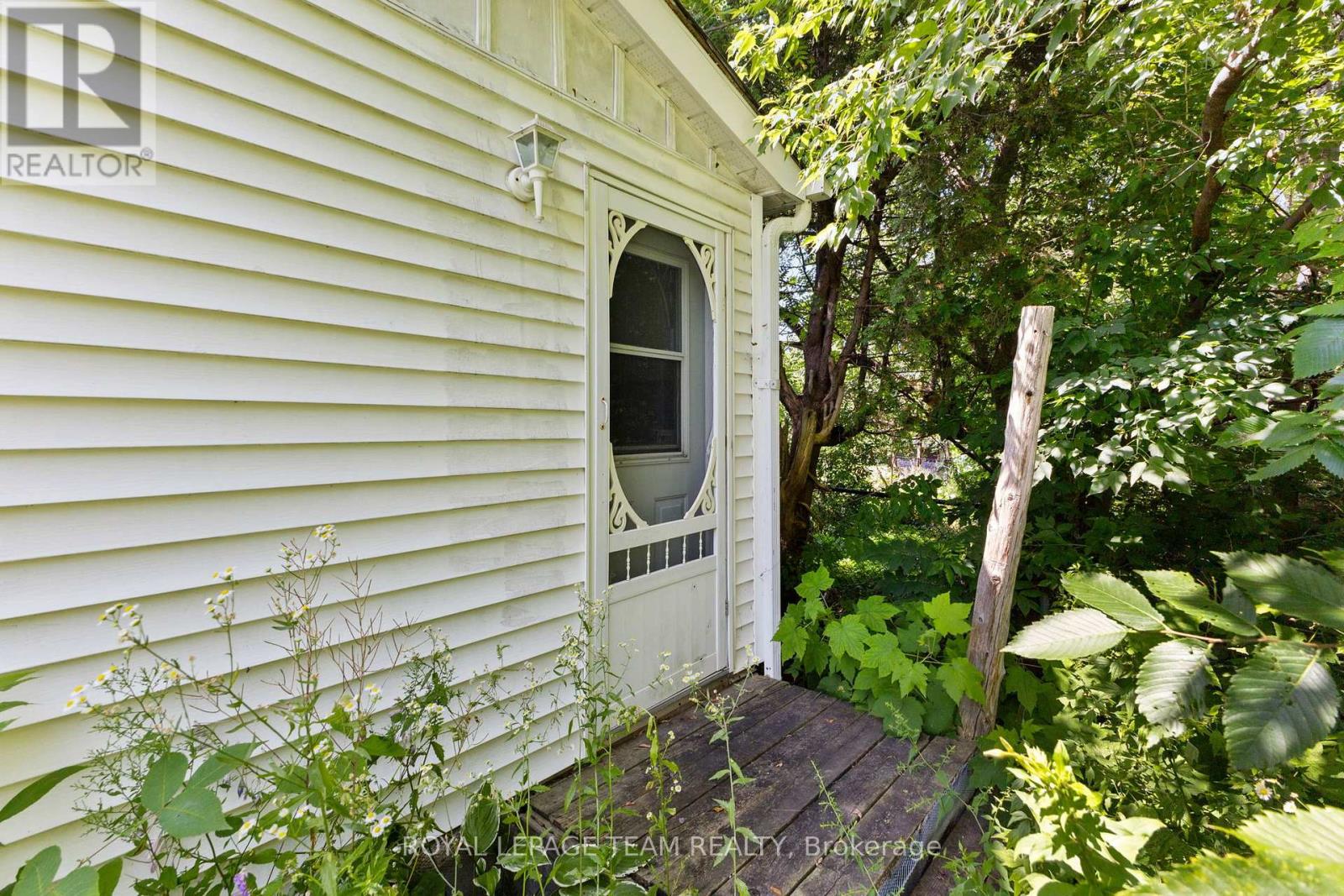 967 West Street W, Ottawa, Ontario  K4C 1C6 - Photo 13 - X12336992