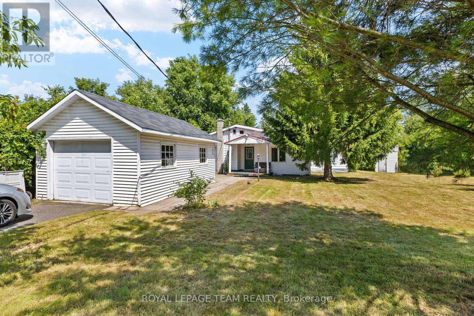 967 West Street W, Ottawa, Ontario  K4C 1C6 - Photo 19 - X12336992