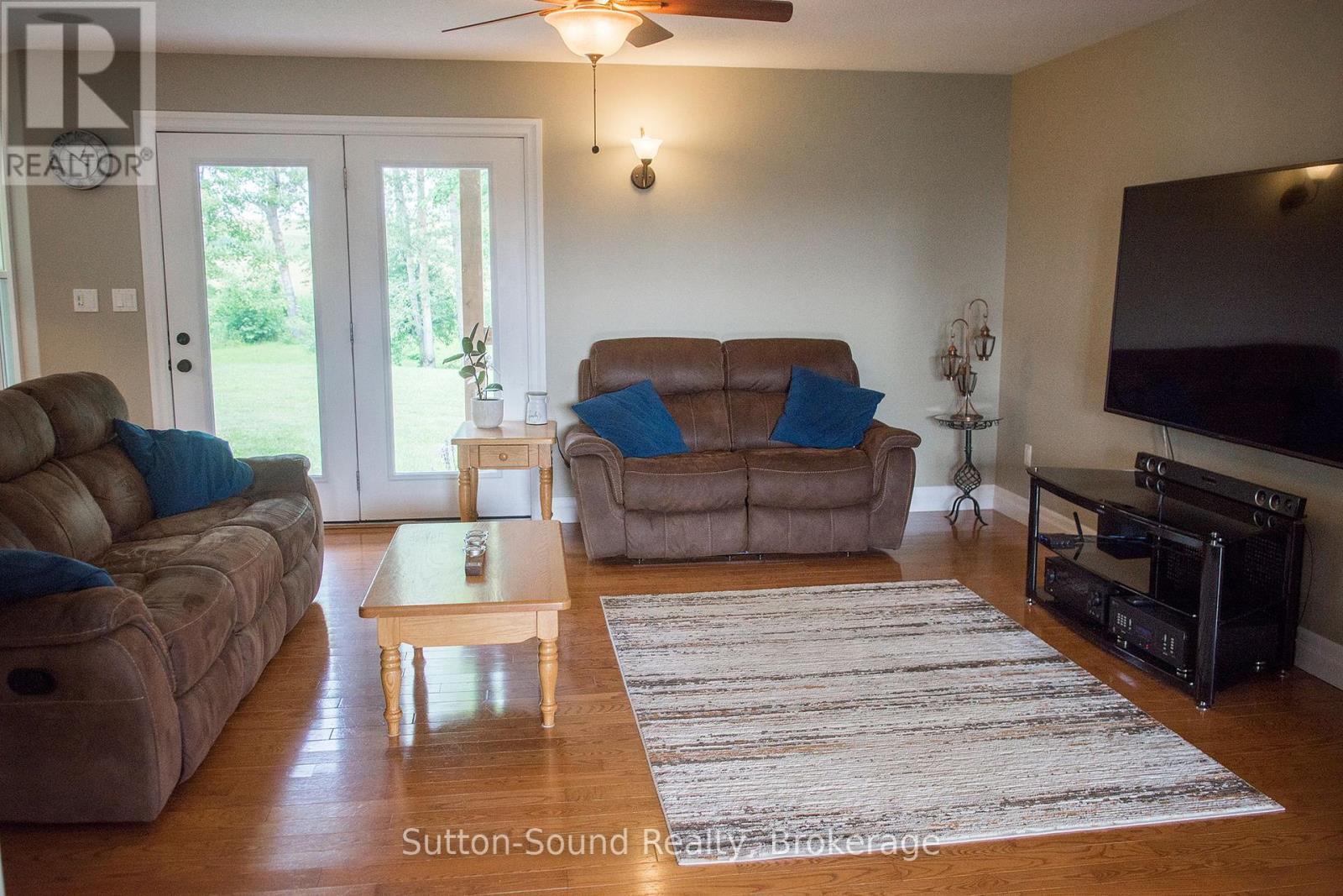 802677 Grey 40 Road, Chatsworth, Ontario  N0H 1G0 - Photo 27 - X12332762
