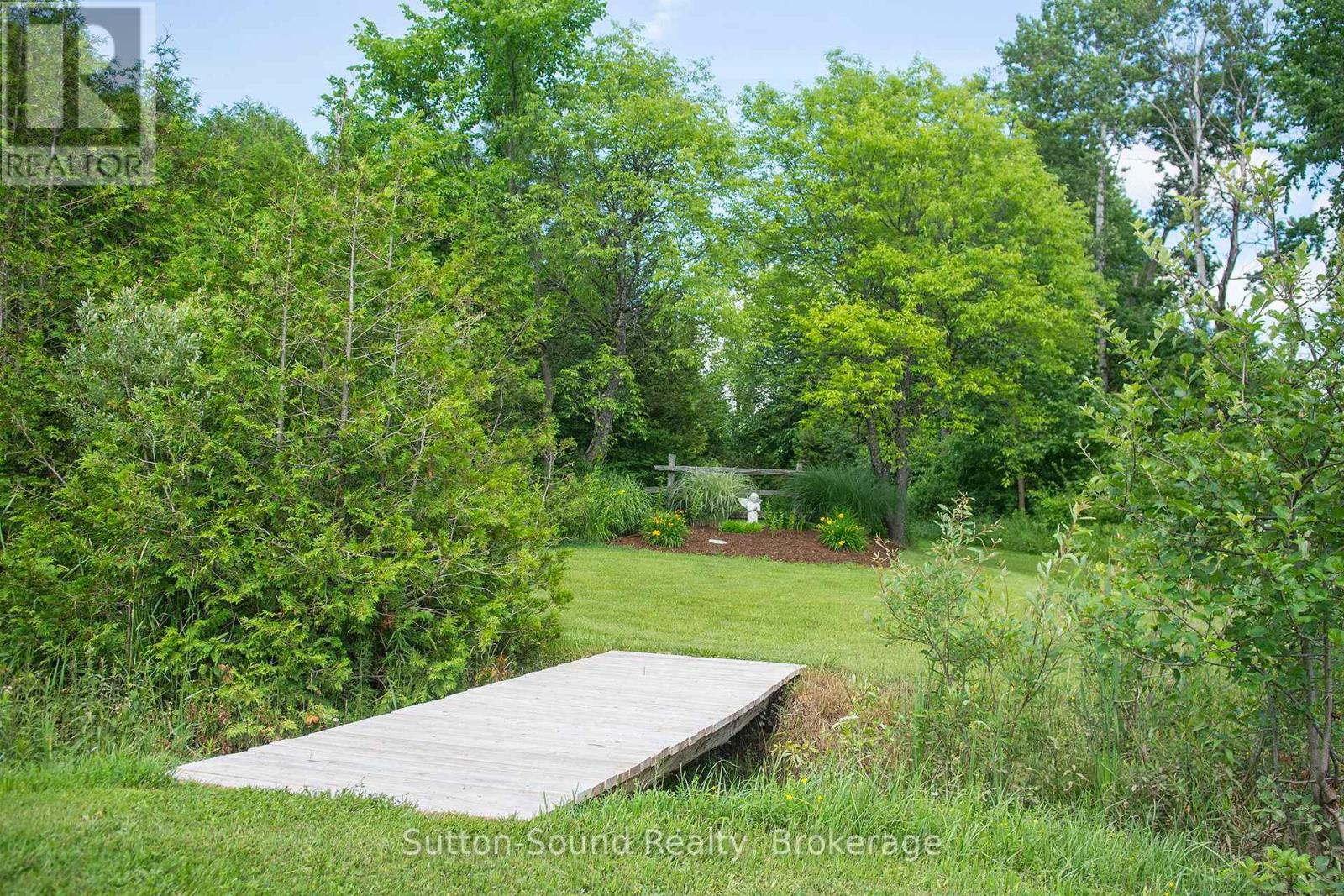 802677 Grey 40 Road, Chatsworth, Ontario  N0H 1G0 - Photo 14 - X12332762
