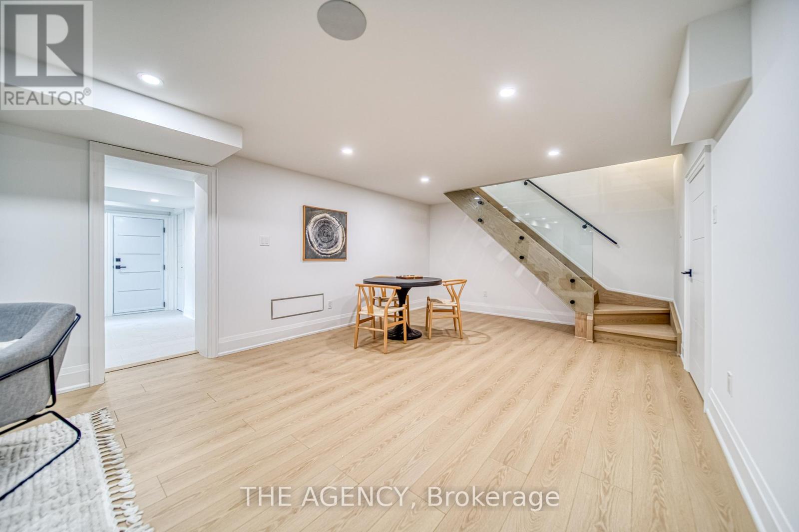 16 Duncannon Drive, Toronto, Ontario  M5P 2M1 - Photo 29 - C12336896