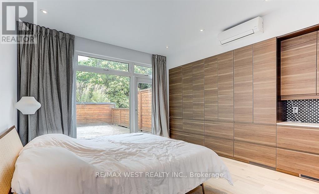 185 Logan Avenue, Toronto, Ontario  M4M 2N2 - Photo 21 - E12336813