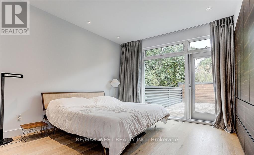 185 Logan Avenue, Toronto, Ontario  M4M 2N2 - Photo 22 - E12336813