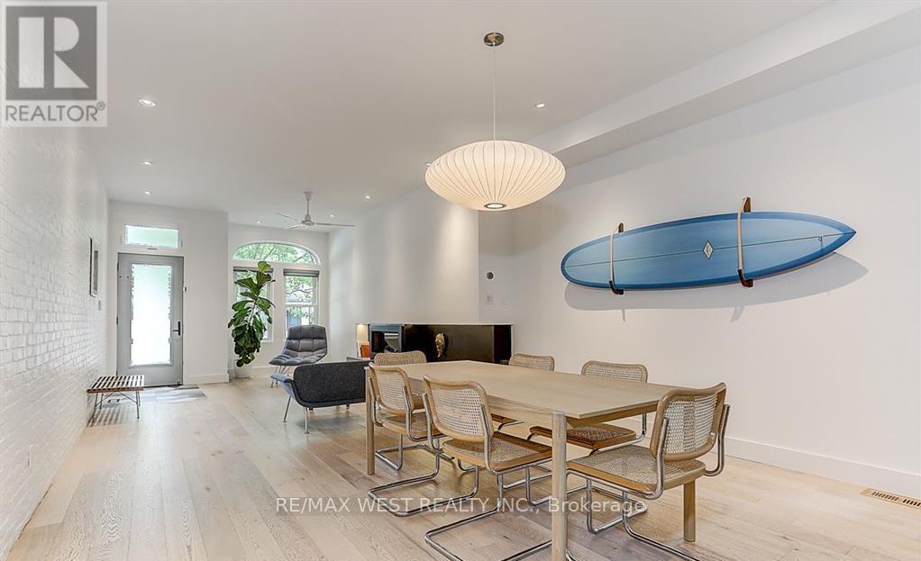 185 Logan Avenue, Toronto, Ontario  M4M 2N2 - Photo 6 - E12336813