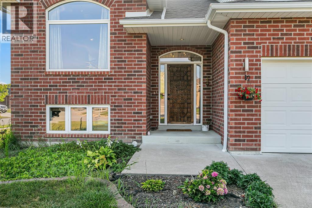 Property at 398 POPLAR DRIVE image 4