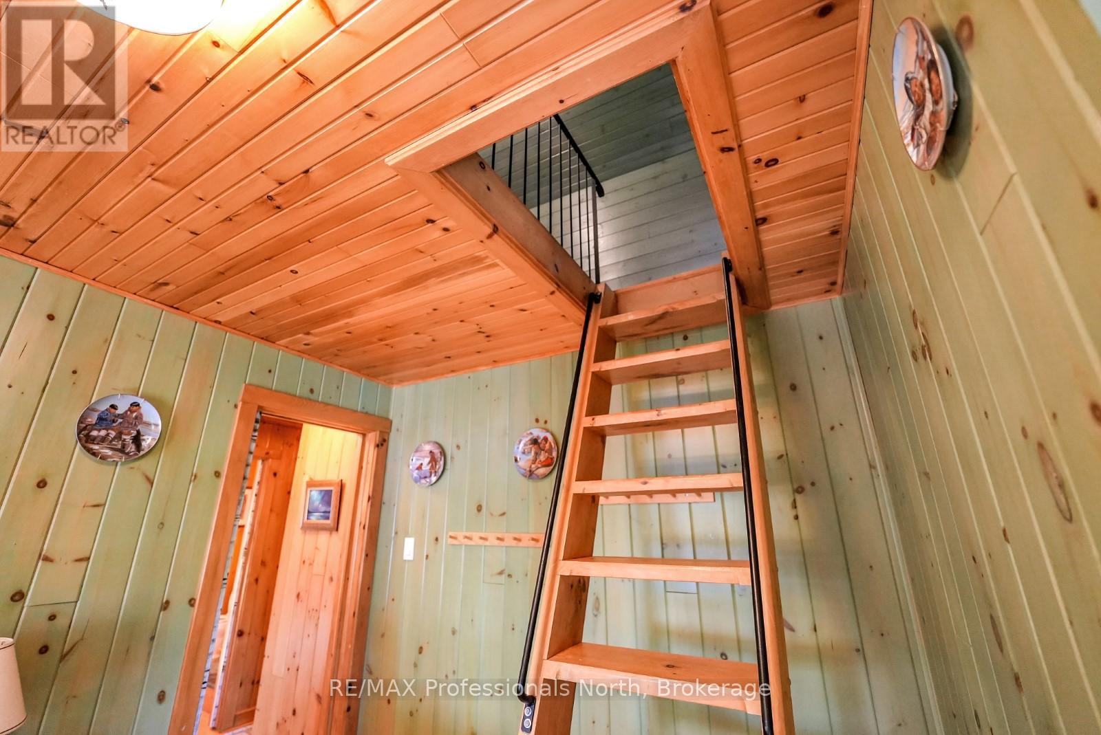 2682 Wilkinson Road, Dysart Et Al, Ontario  K0M 1S0 - Photo 35 - X12336989