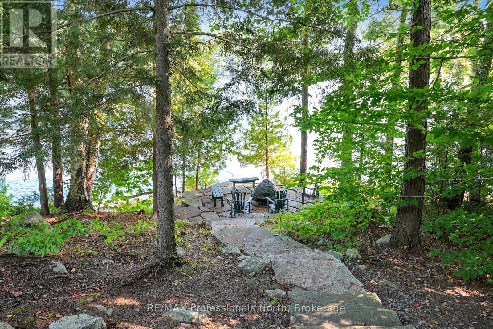 2682 Wilkinson Road, Dysart Et Al, Ontario  K0M 1S0 - Photo 38 - X12336989