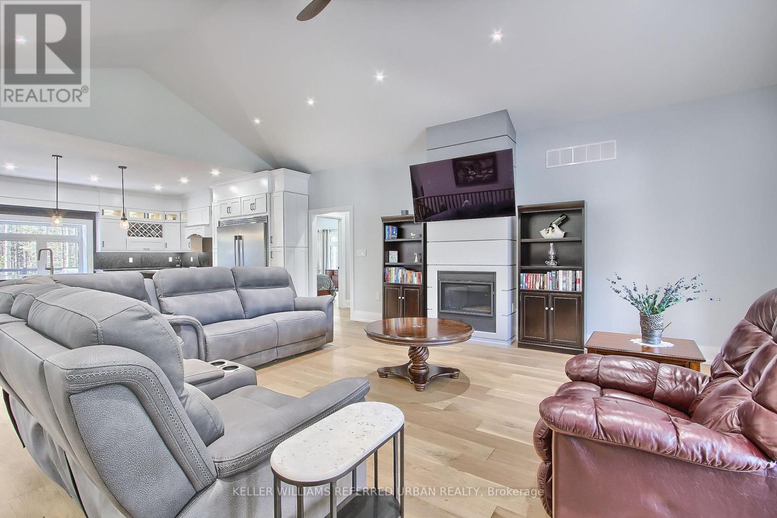 2705 14th Line, Innisfil, Ontario  L0L 1R0 - Photo 5 - N12336780