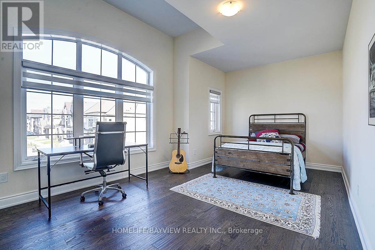 326 Worthington Avenue, Richmond Hill (Oak Ridges), Ontario  L4E 1G1 - Photo 18 - N12336886