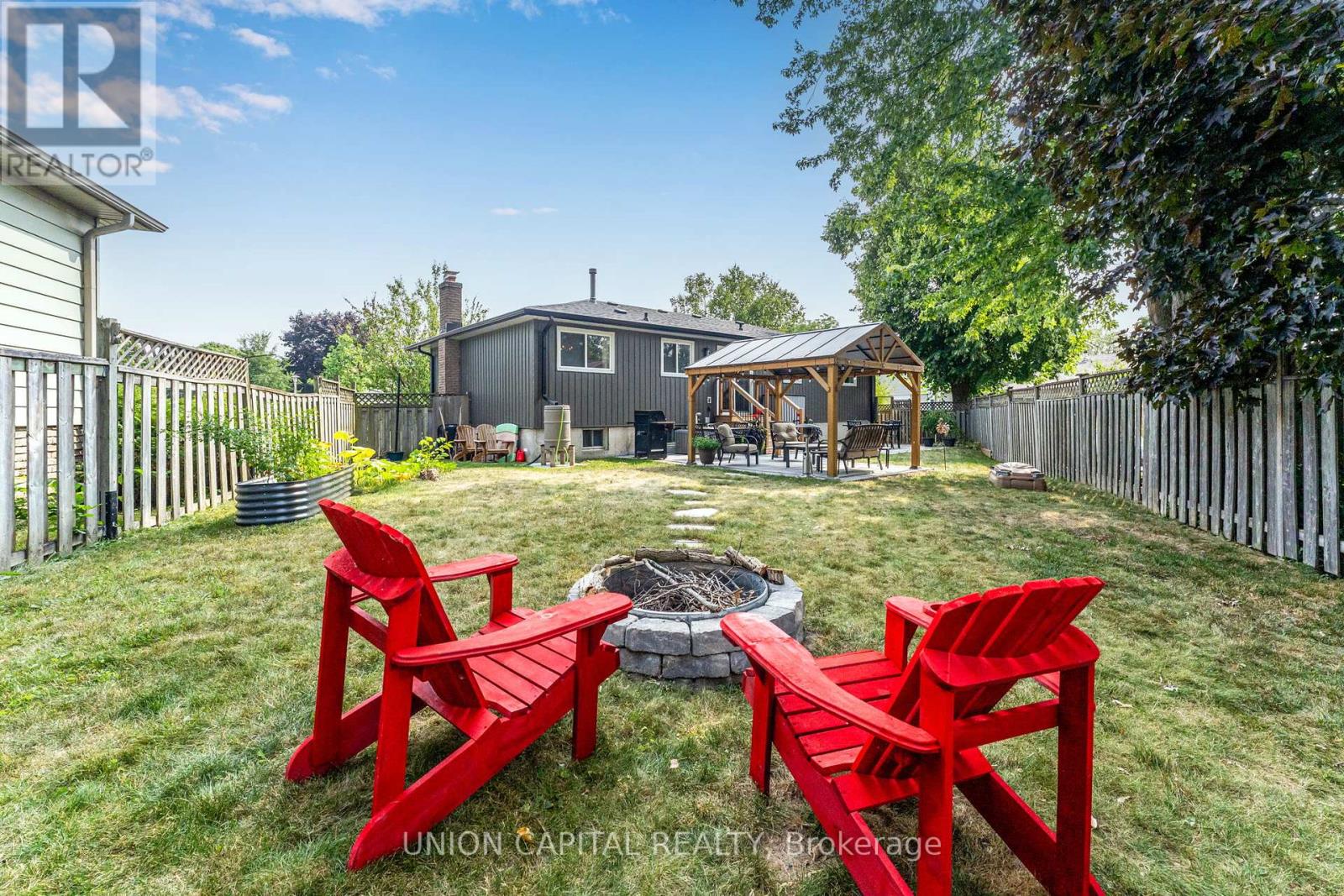 Property at 93 BOOTH DRIVE image 3