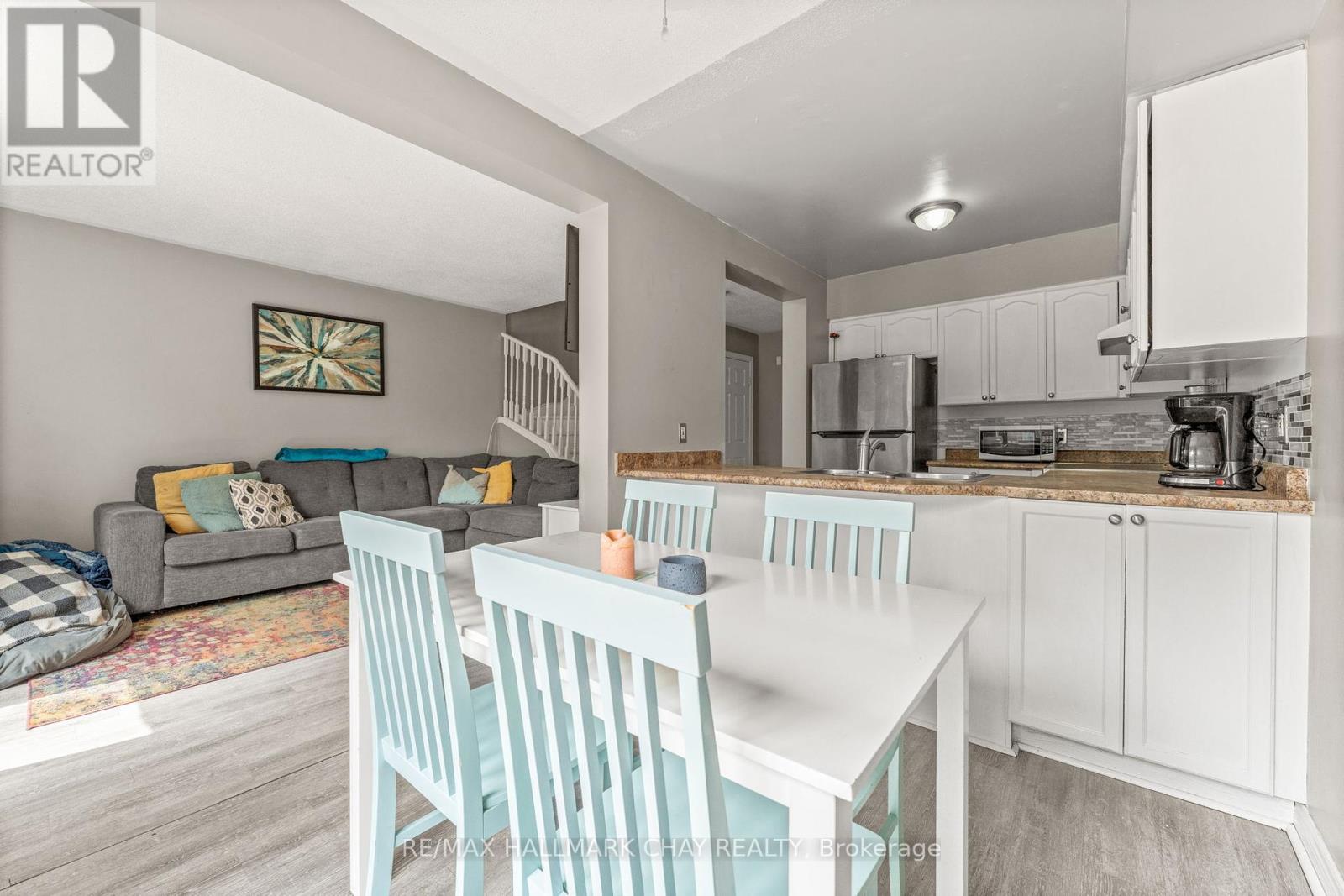 243 Stanley Street, Barrie, Ontario  L4M 7G2 - Photo 13 - S12336791