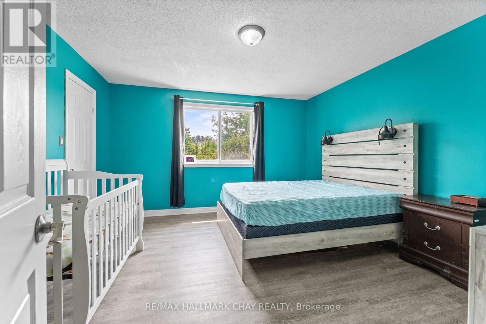 243 Stanley Street, Barrie, Ontario  L4M 7G2 - Photo 17 - S12336791
