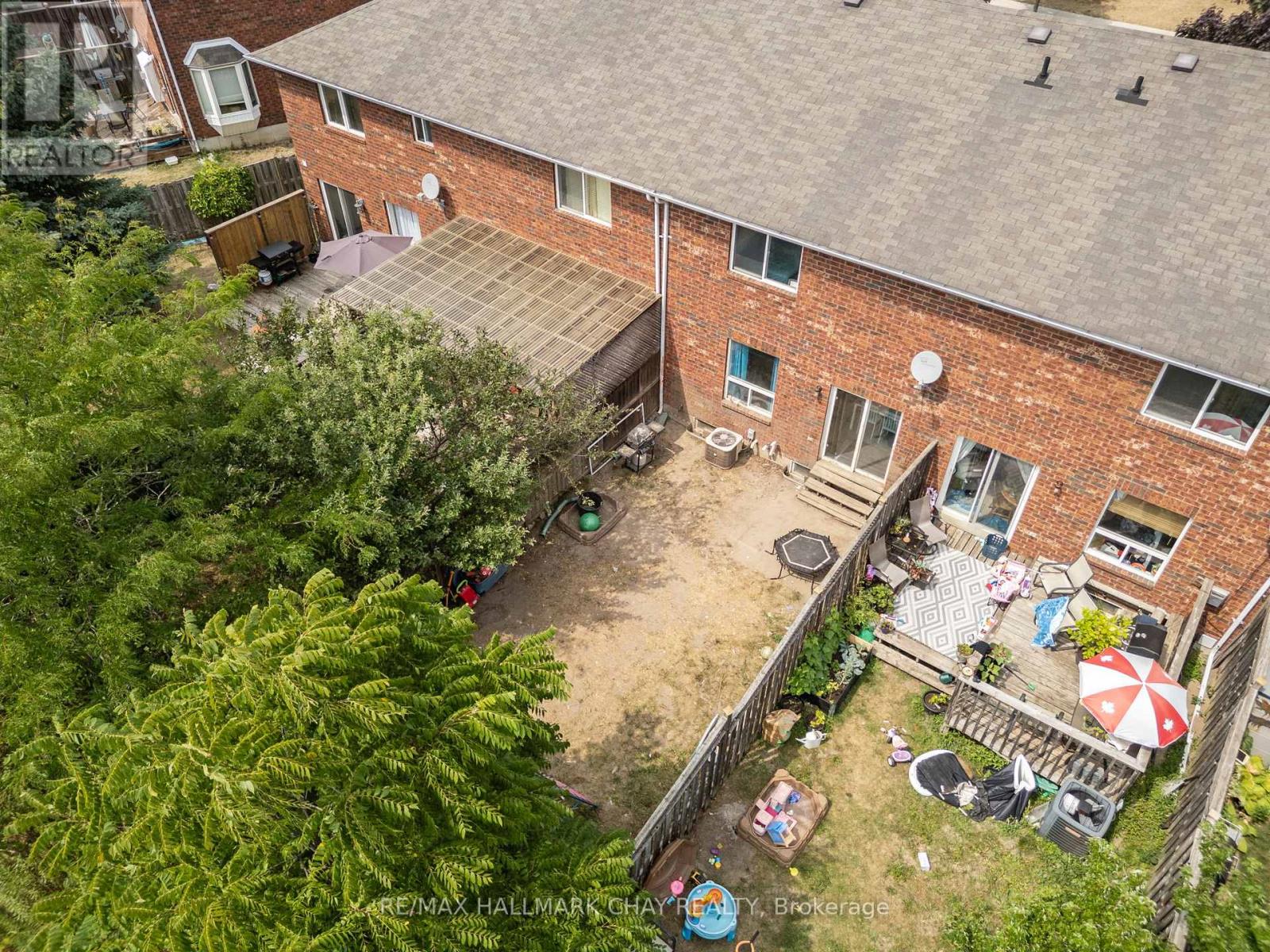 243 Stanley Street, Barrie, Ontario  L4M 7G2 - Photo 34 - S12336791