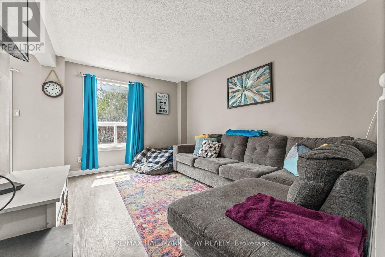 243 Stanley Street, Barrie, Ontario  L4M 7G2 - Photo 8 - S12336791