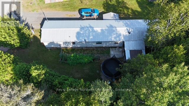 12 Hillcrest Drive, Temagami, Ontario  P0H 2H0 - Photo 21 - X12336988