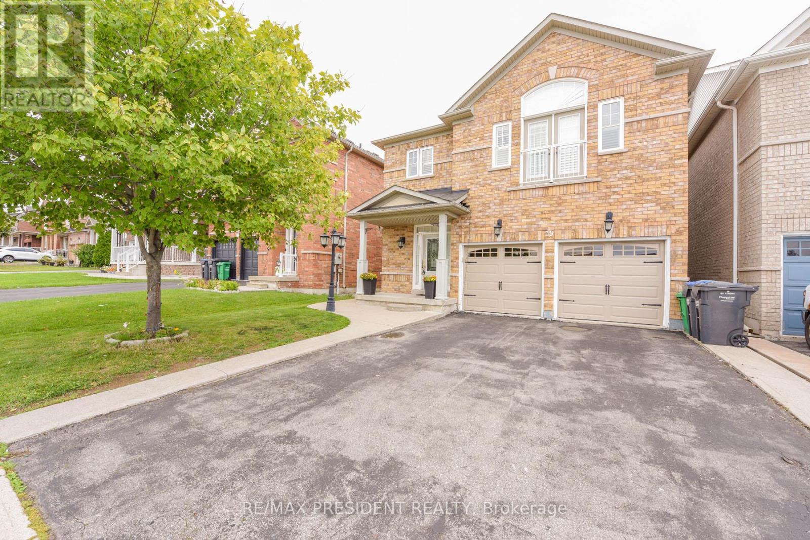 39 PANTOMINE BOULEVARD, Brampton, Ontario