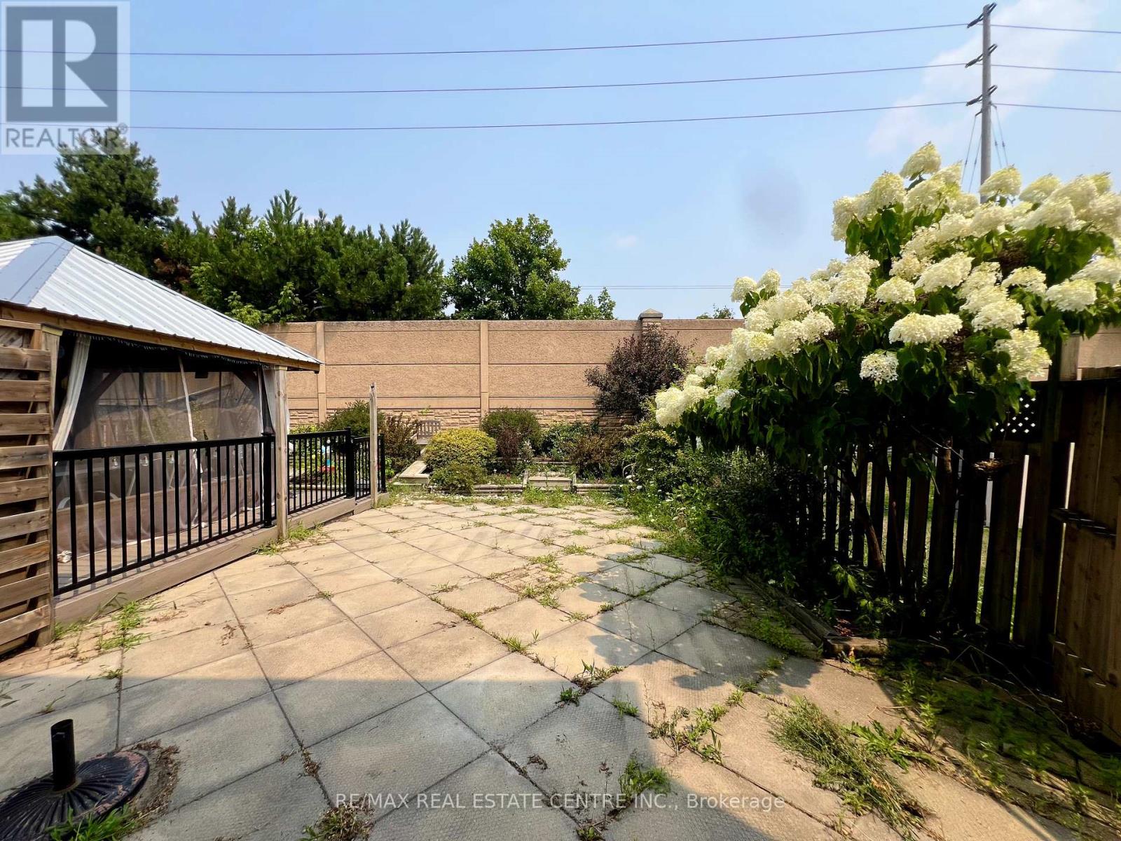 77 Zia Dodda Crescent, Brampton, Ontario  L6P 1J5 - Photo 14 - W12336790