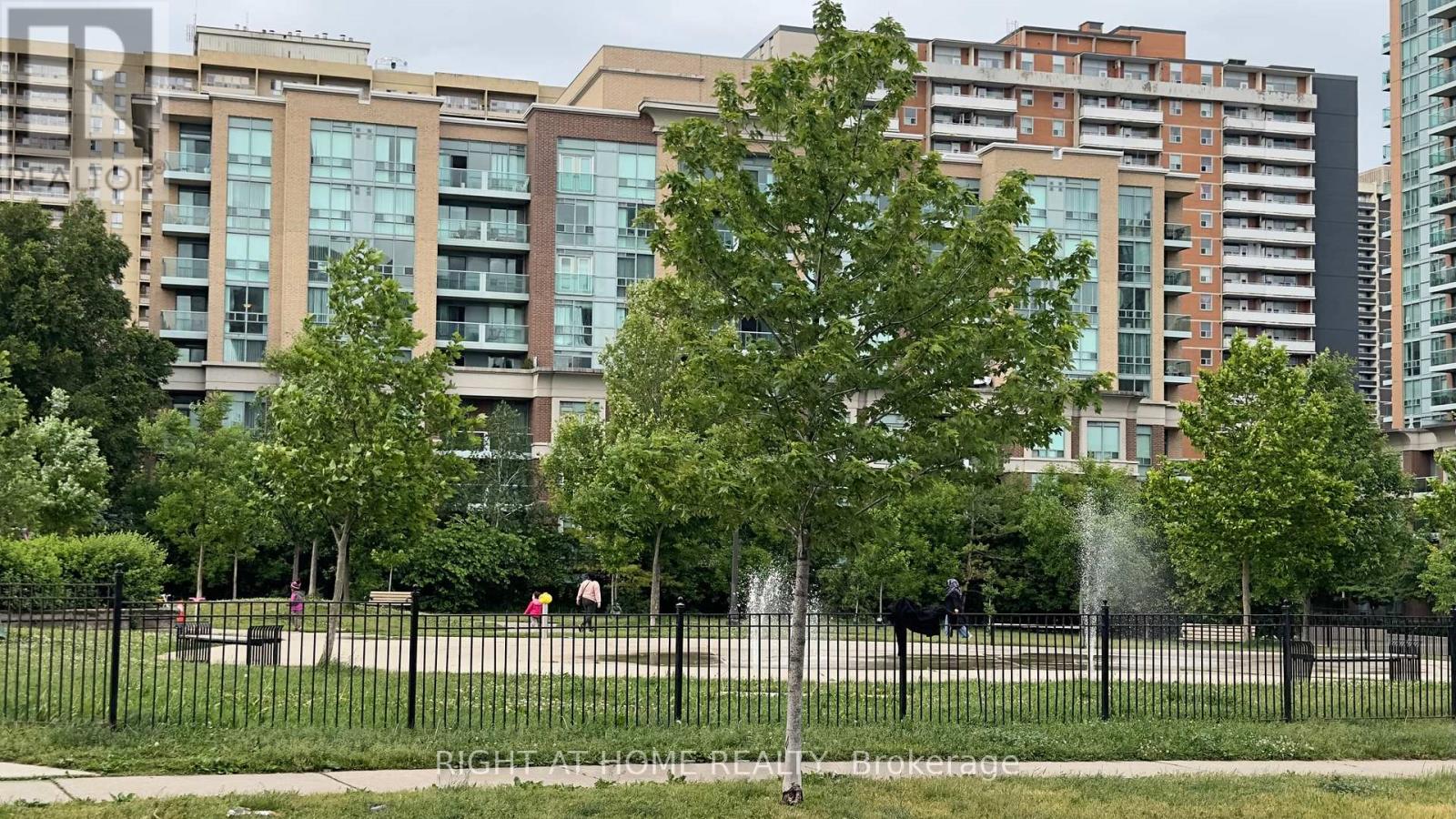 Property at 902 - 5101 DUNDAS STREET W image 3