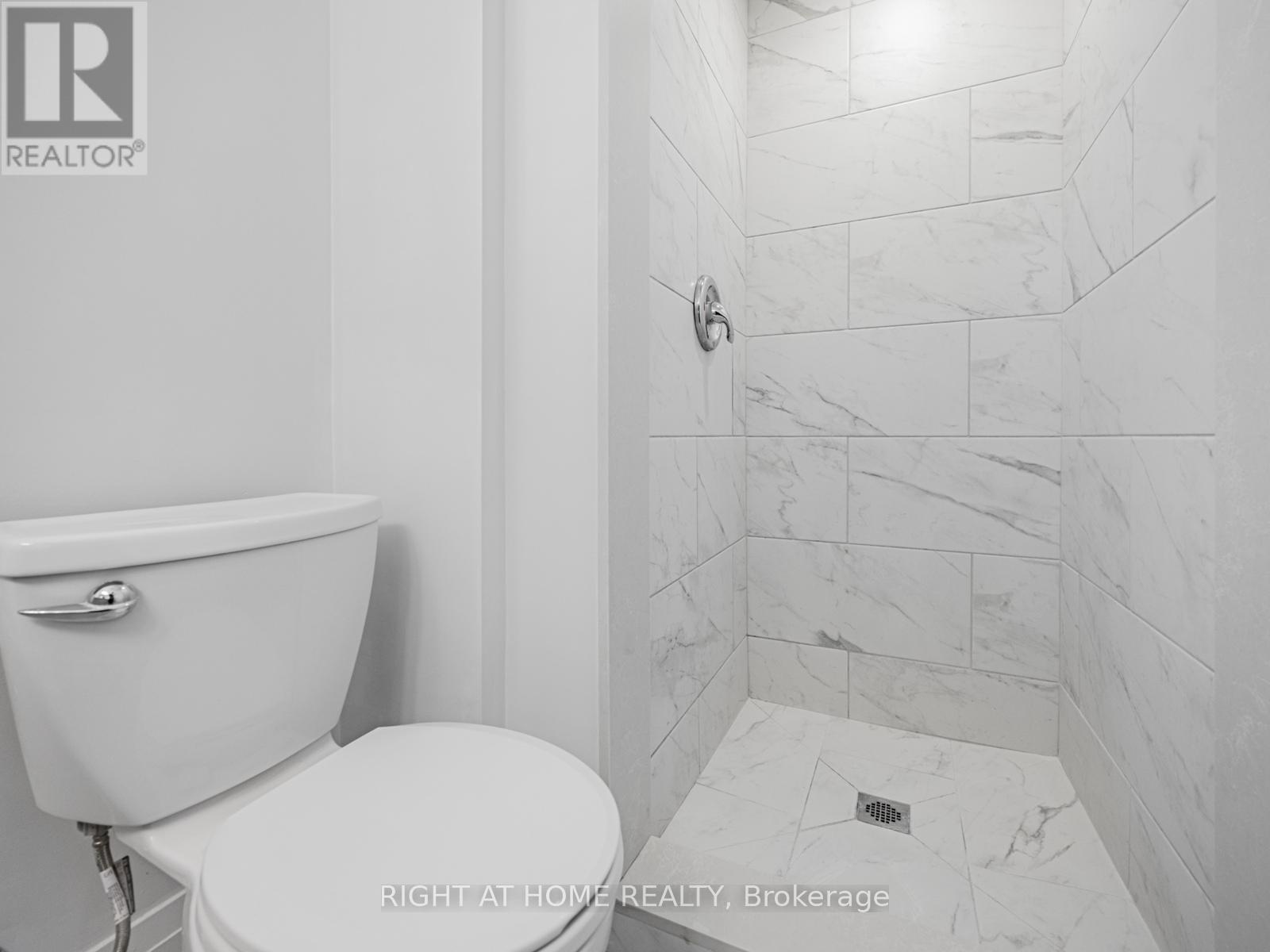 883 Francis Road, Burlington, Ontario  L7T 3Y3 - Photo 19 - W12336858