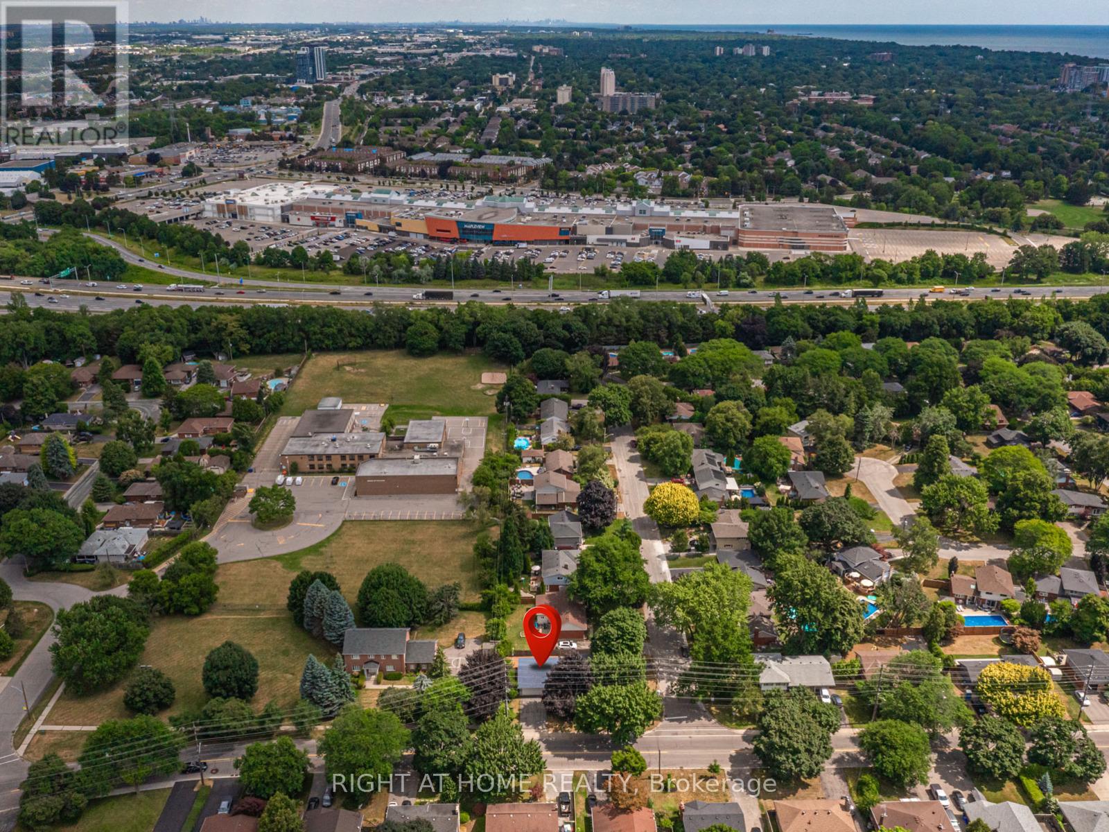 883 Francis Road, Burlington, Ontario  L7T 3Y3 - Photo 32 - W12336858