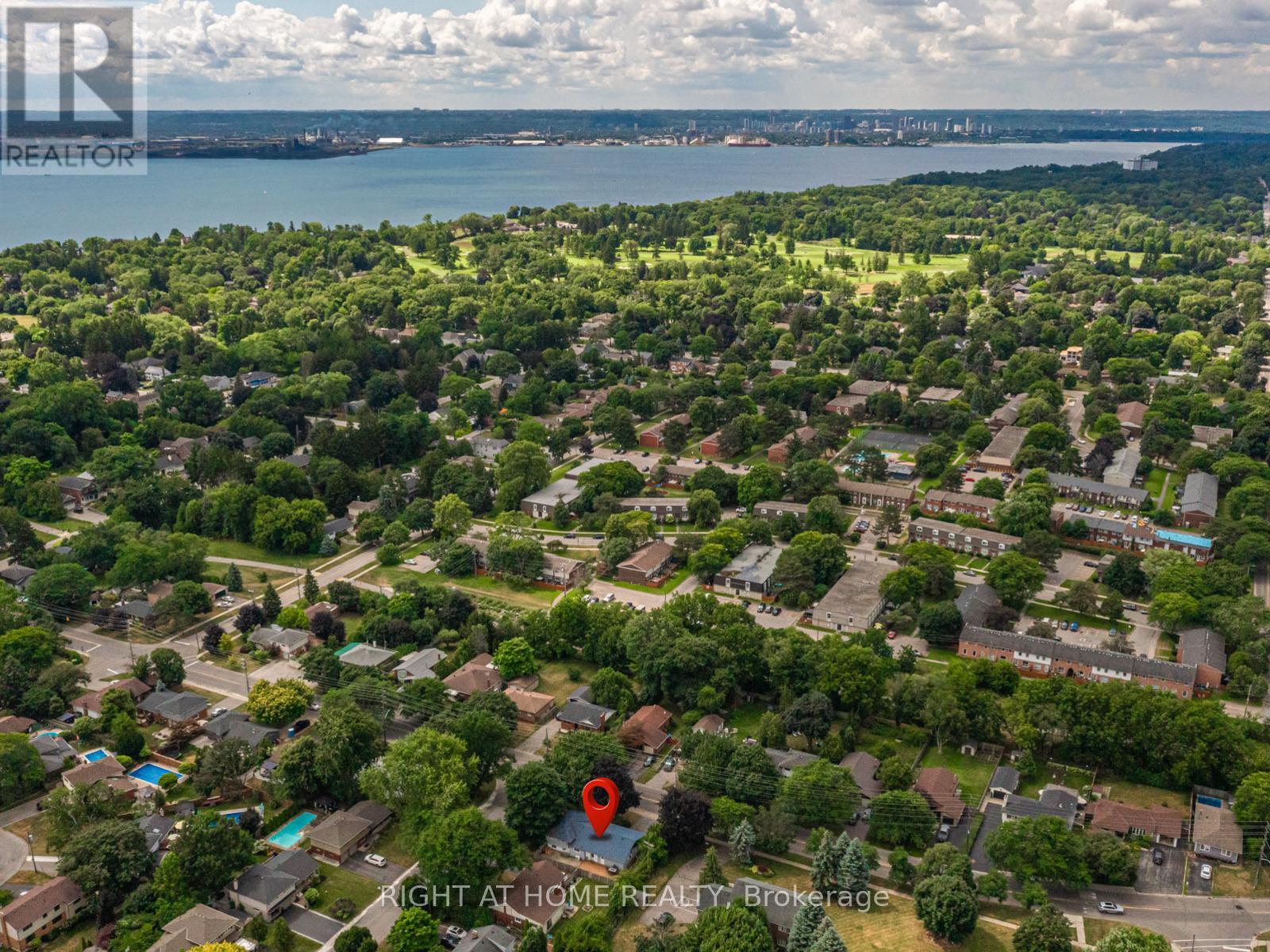 883 Francis Road, Burlington, Ontario  L7T 3Y3 - Photo 33 - W12336858