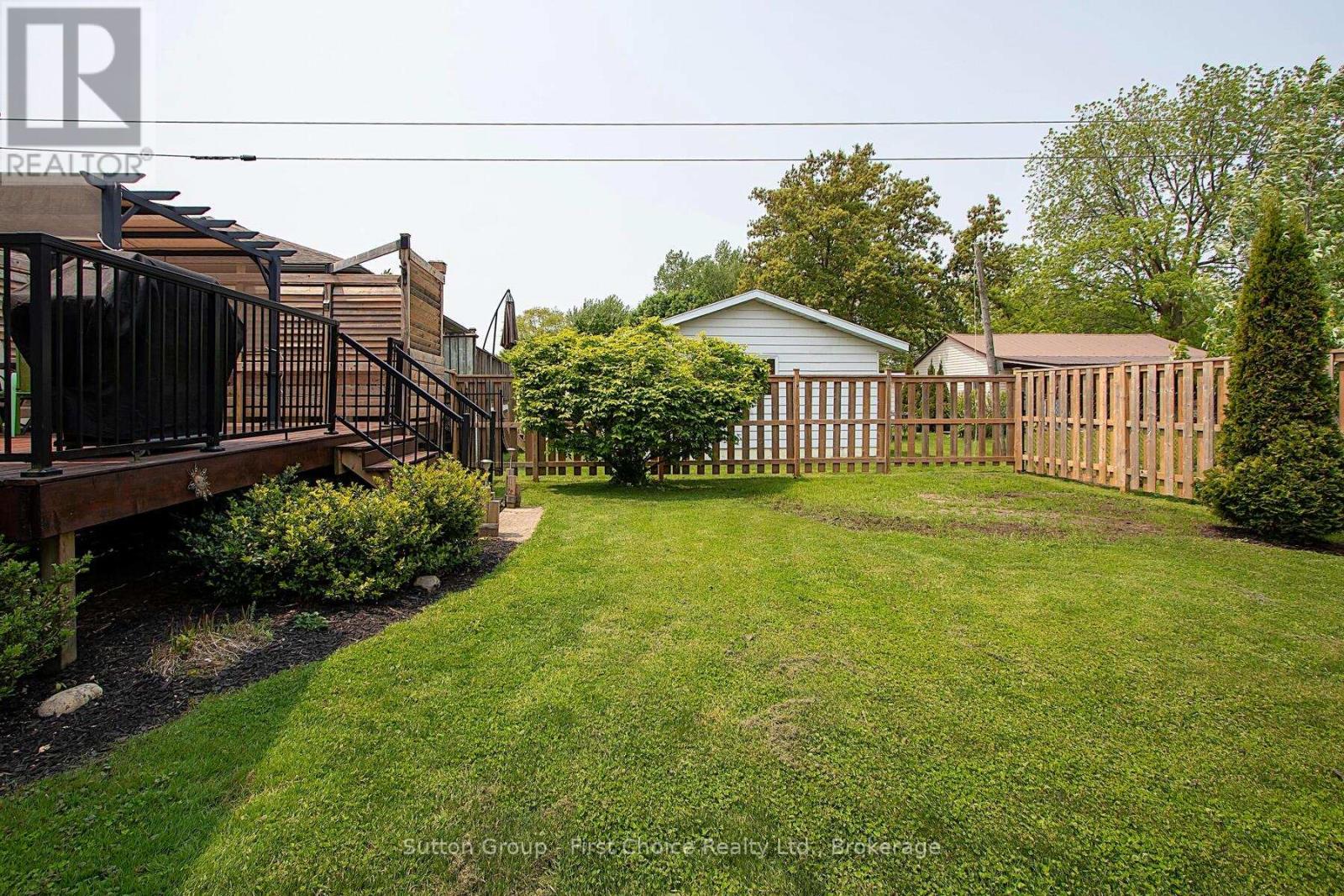 186 Waterloo Street W, South Huron, Ontario  N0M 1S2 - Photo 31 - X12268041