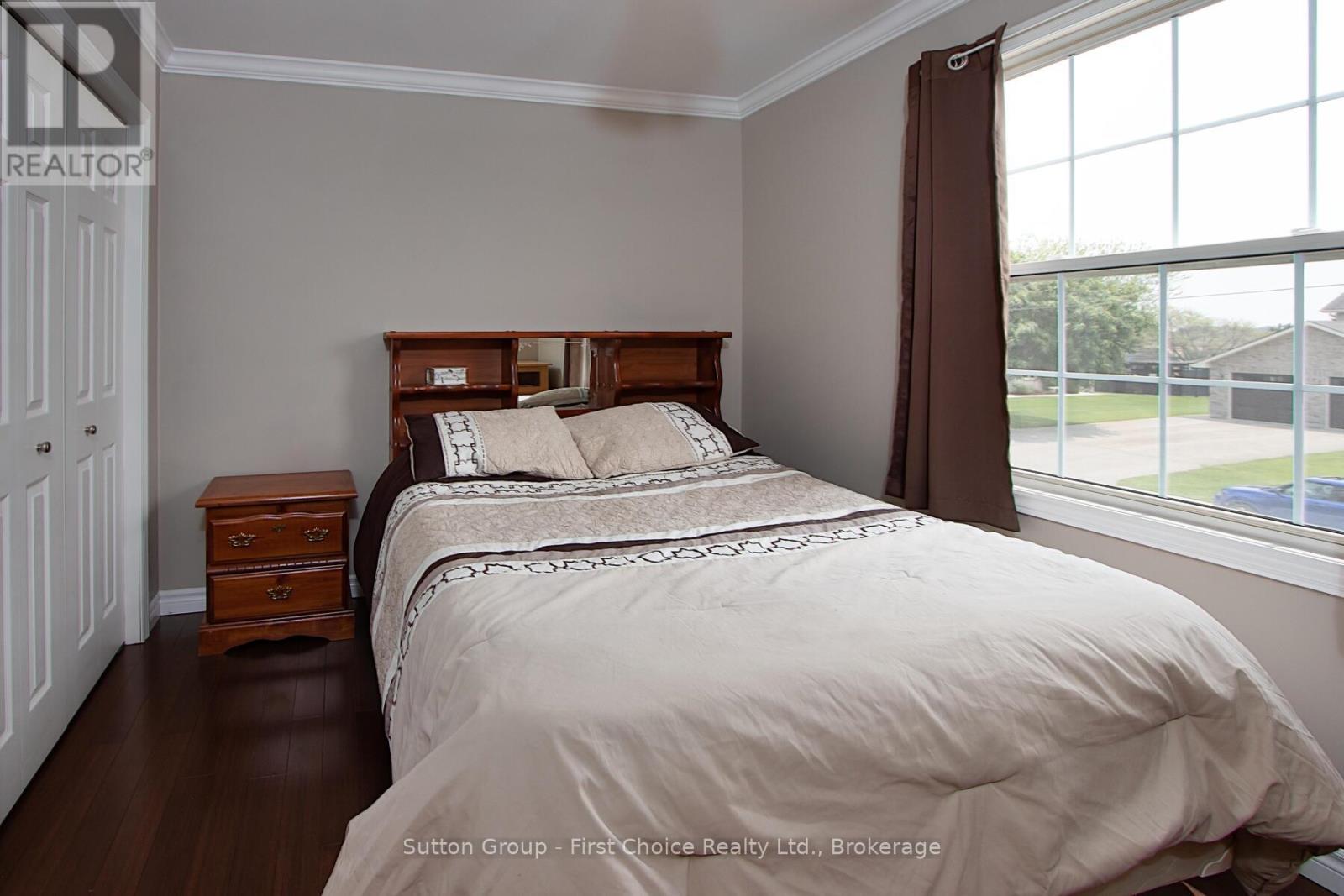 186 Waterloo Street W, South Huron, Ontario  N0M 1S2 - Photo 22 - X12268041