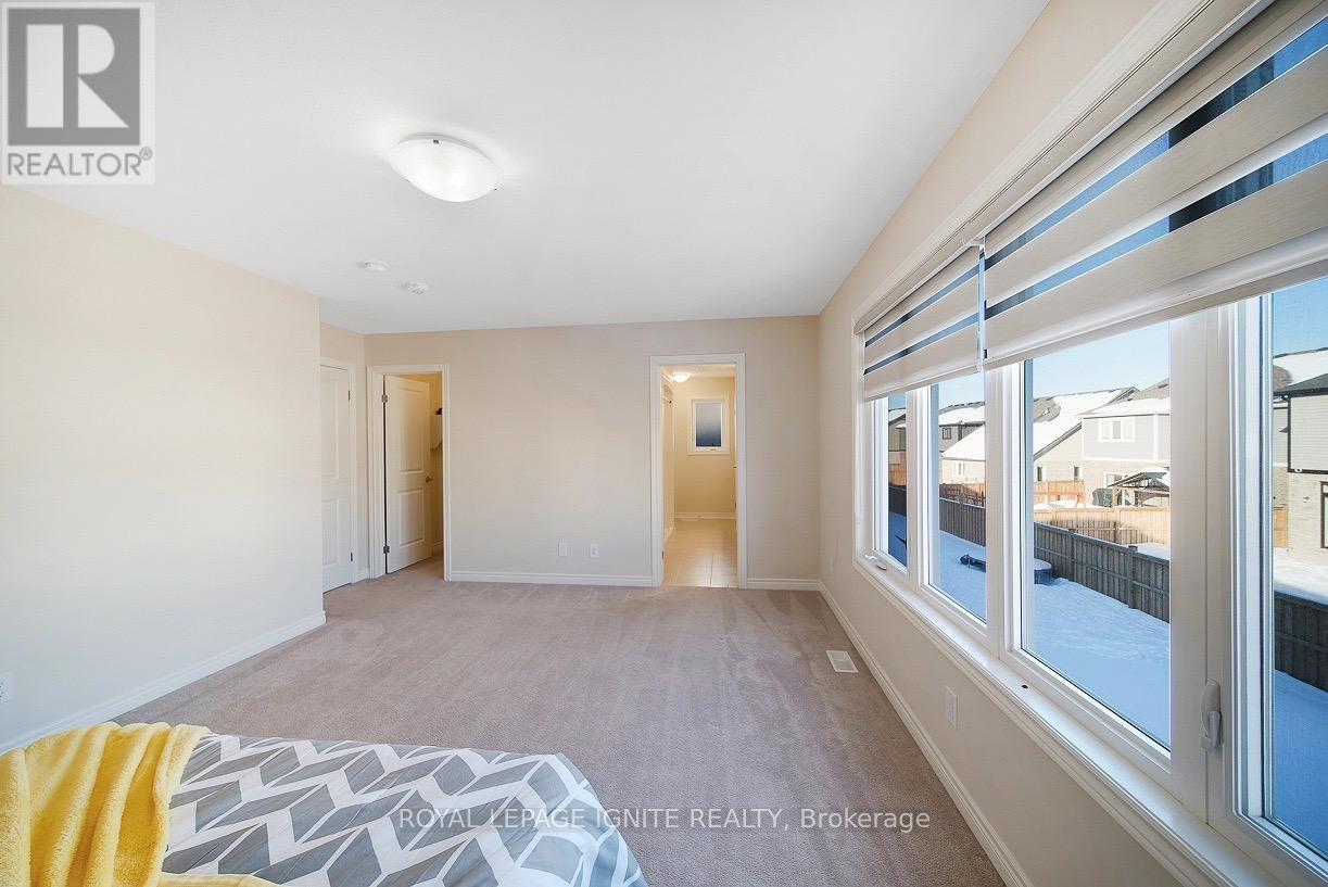 328 Julia Drive, Welland, Ontario  L3C 0E4 - Photo 19 - X12336779