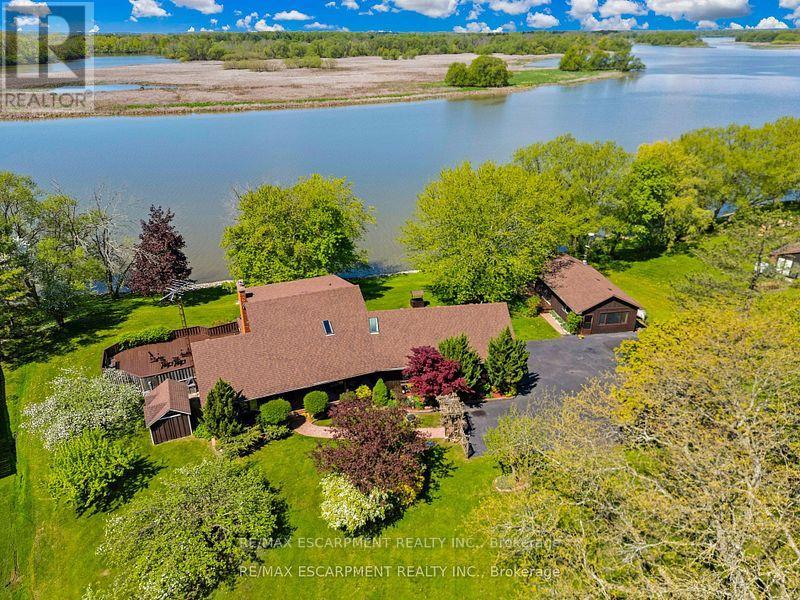 35 Haldimand Road 17, Haldimand, Ontario  N1A 2W4 - Photo 1 - X12336801